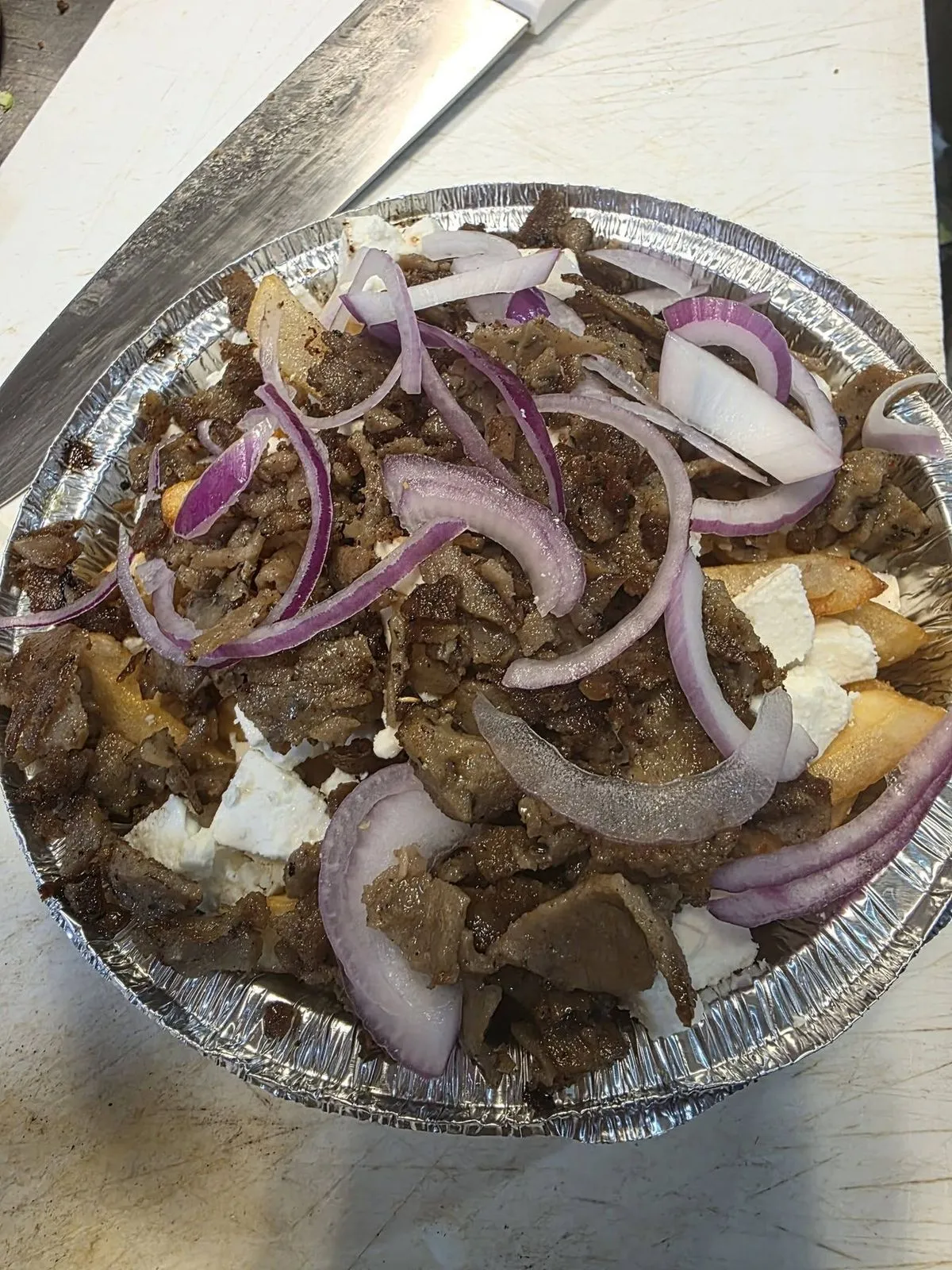 Gyro plate with pita and tzatziki